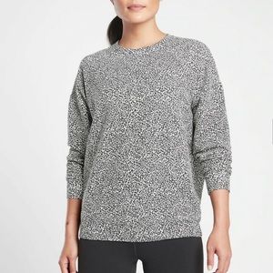 Athleta Balance Pullover Lightweight Sweatshirt in Black Micro Cheetah Print S